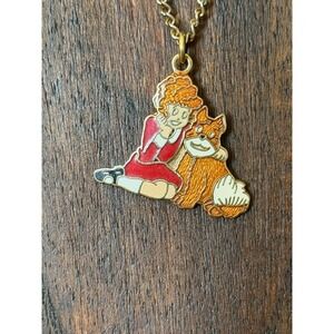 Vintage Charm Necklace Orphan Annie & Sandy - Applause Brand - Gold Tone